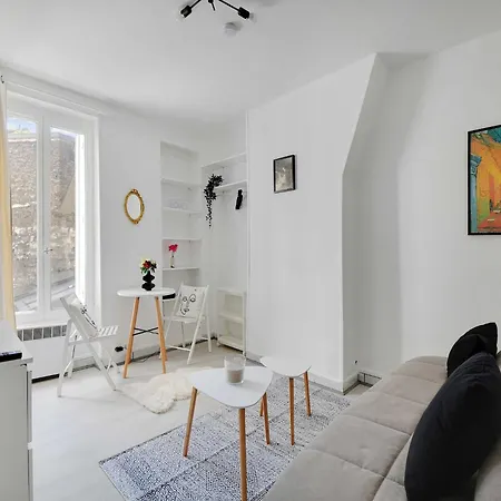 Charming 2p - 11e Bastille